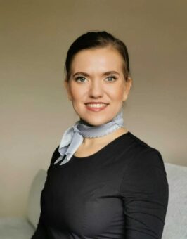 Наталья Новикова - Посредник, Гуанчжоу